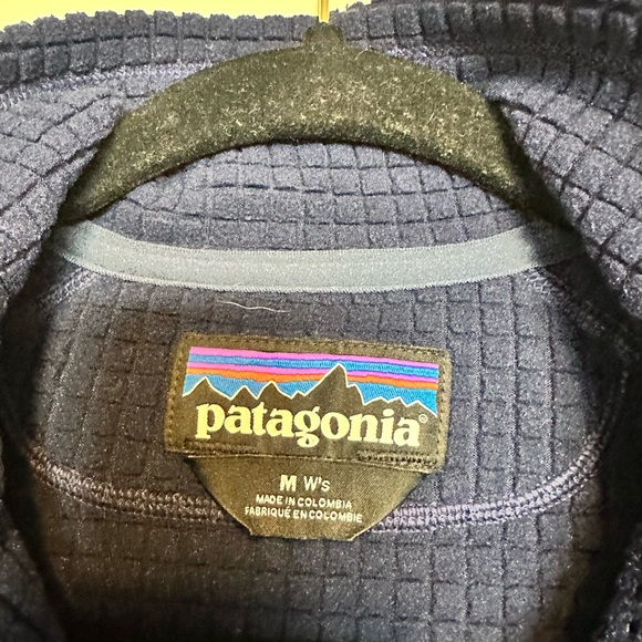 Patagonia women’s R1 fleece pullover navy women’s medium - Picture 3 of 4